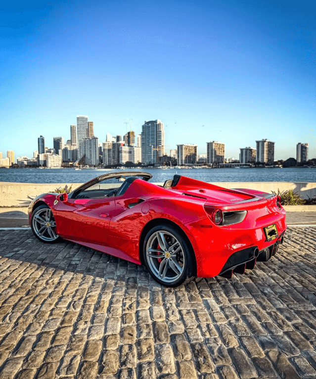 Ferrari 488 Spider Rental in Miami thumbnail 4