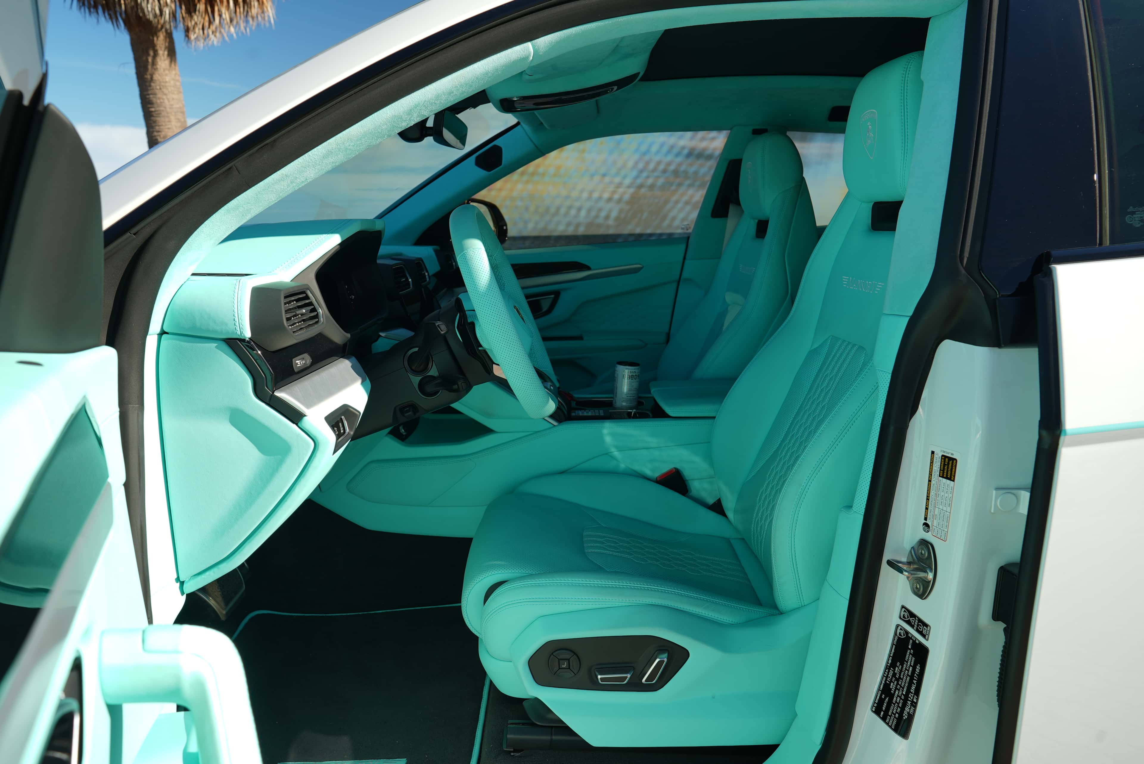 Mansory Lamborghini Urus Rental in Miami thumbnail 6