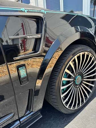 Mansory Rolls Royce Cullinan Rental in Miami thumbnail 3