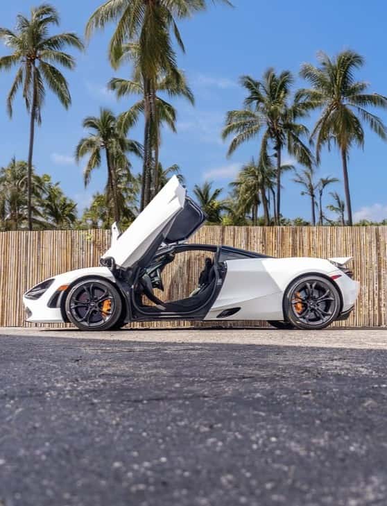 McLaren 720s Rental in Miami thumbnail 2