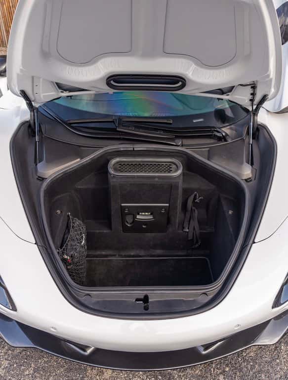 McLaren 720s Rental in Miami thumbnail 4