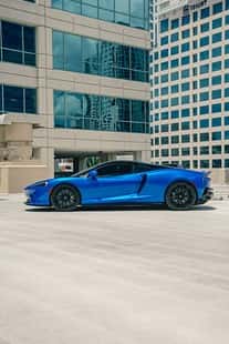 McLaren GT Rental in Miami thumbnail 2