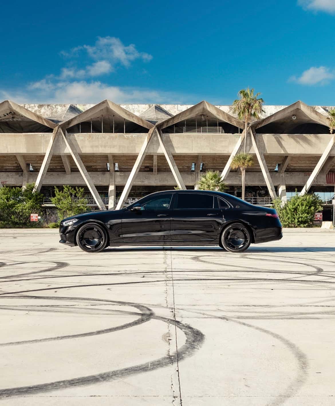 Mercedes Maybach S Class Rental in Miami thumbnail 2