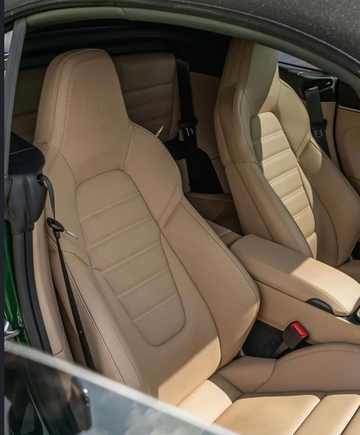 Porsche 911 Turbo Rental in Miami thumbnail 5