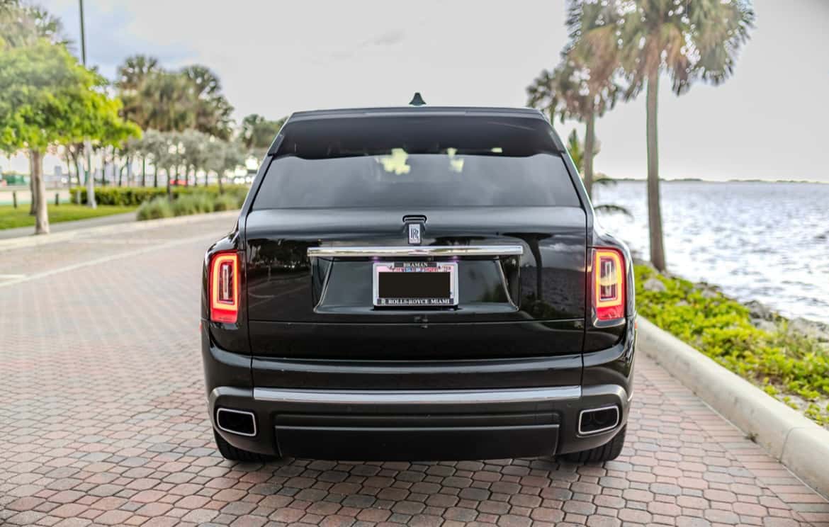 Forgiato Rolls Royce Cullinan Rental in Miami thumbnail 2