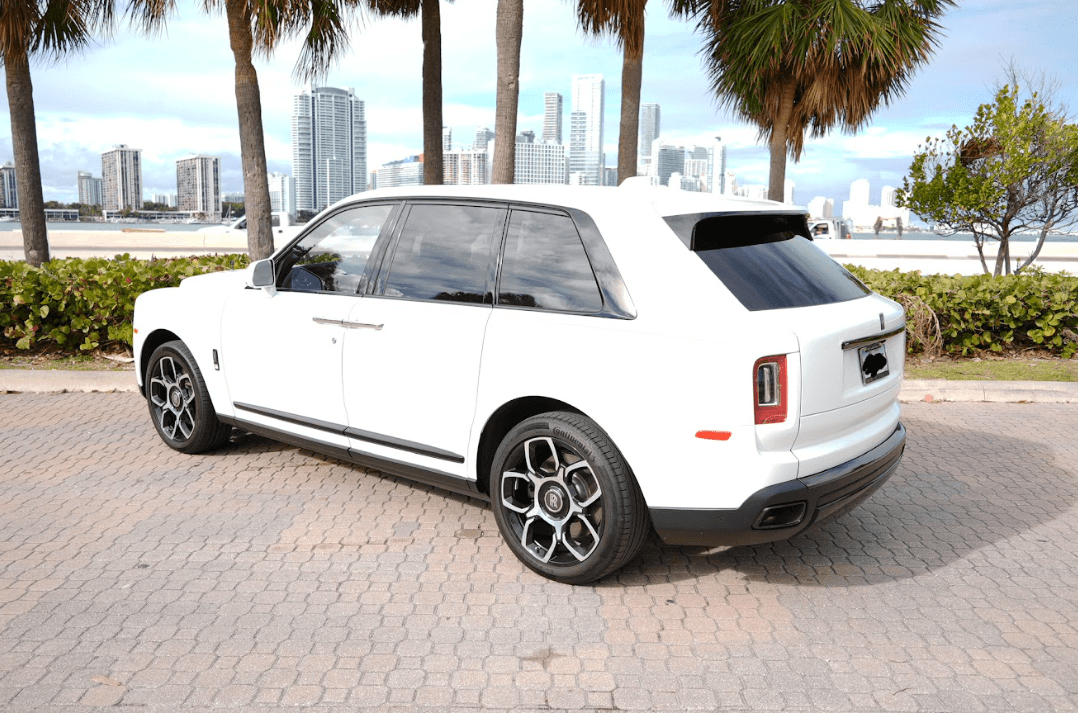Rolls Royce Cullinan Rental in Miami thumbnail 4