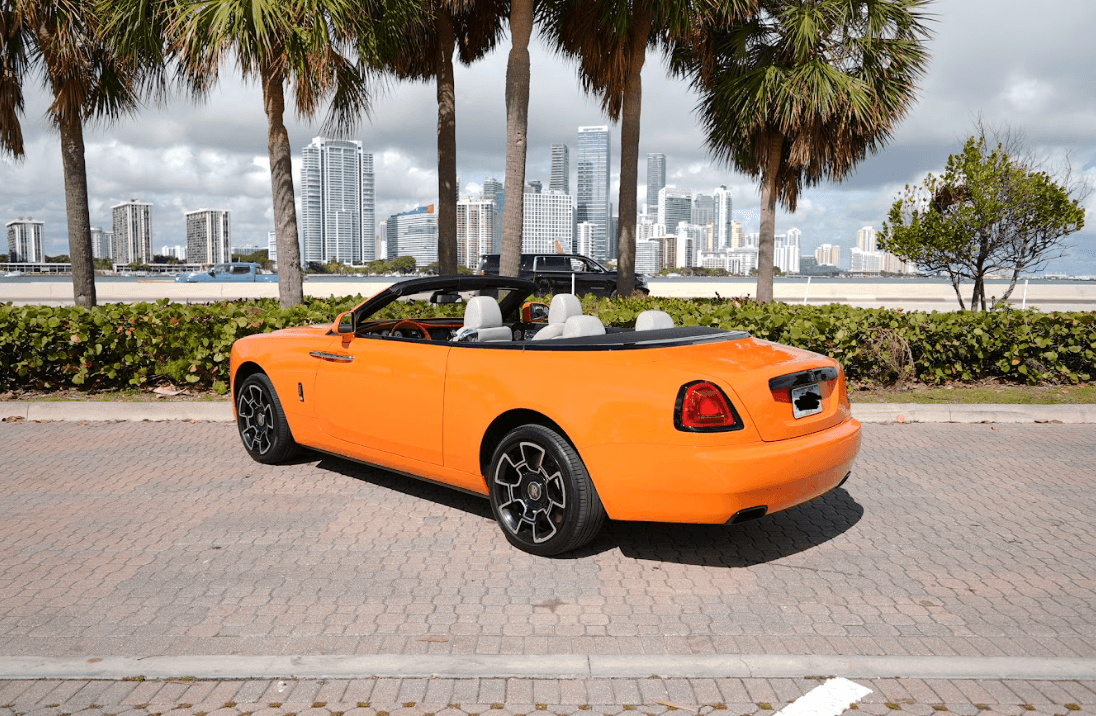 Rolls Royce Dawn Rental in Miami thumbnail 4
