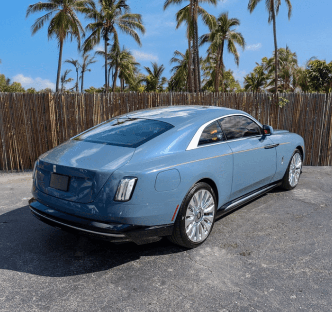 Rolls Royce Spectre Rental in Miami thumbnail 3