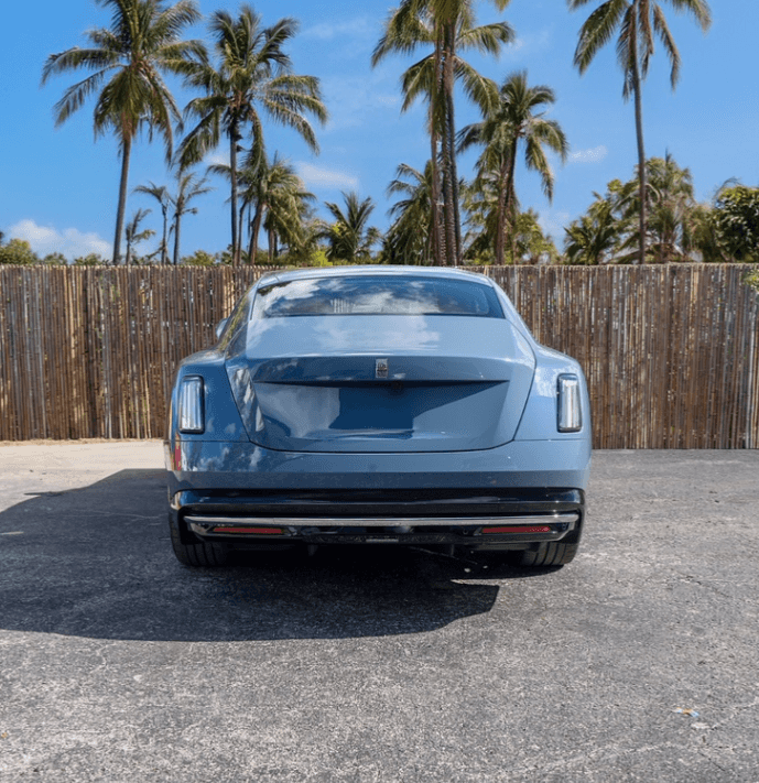 Rolls Royce Spectre Rental in Miami thumbnail 4