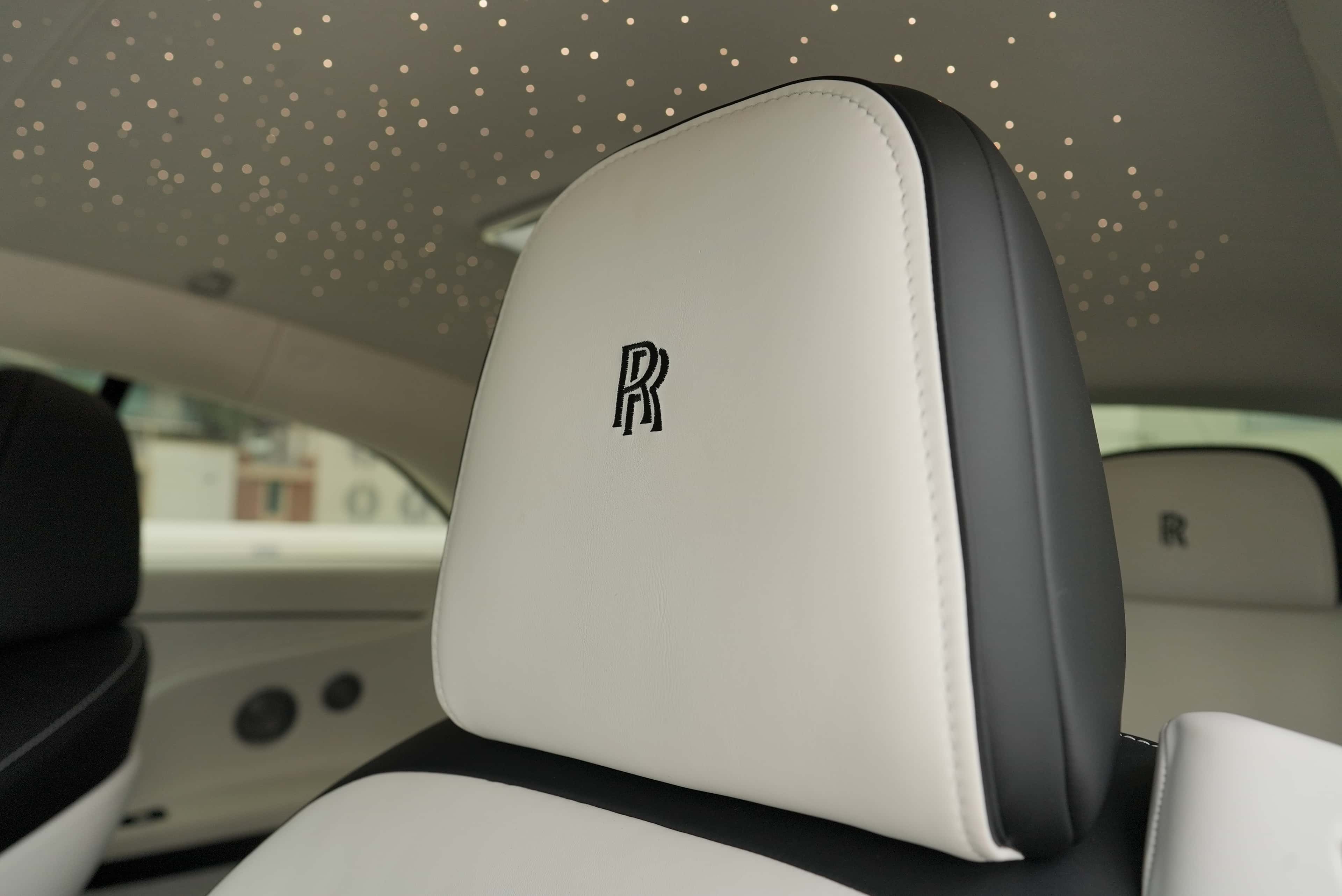 Rolls Royce Spectre Rental in Miami thumbnail 8