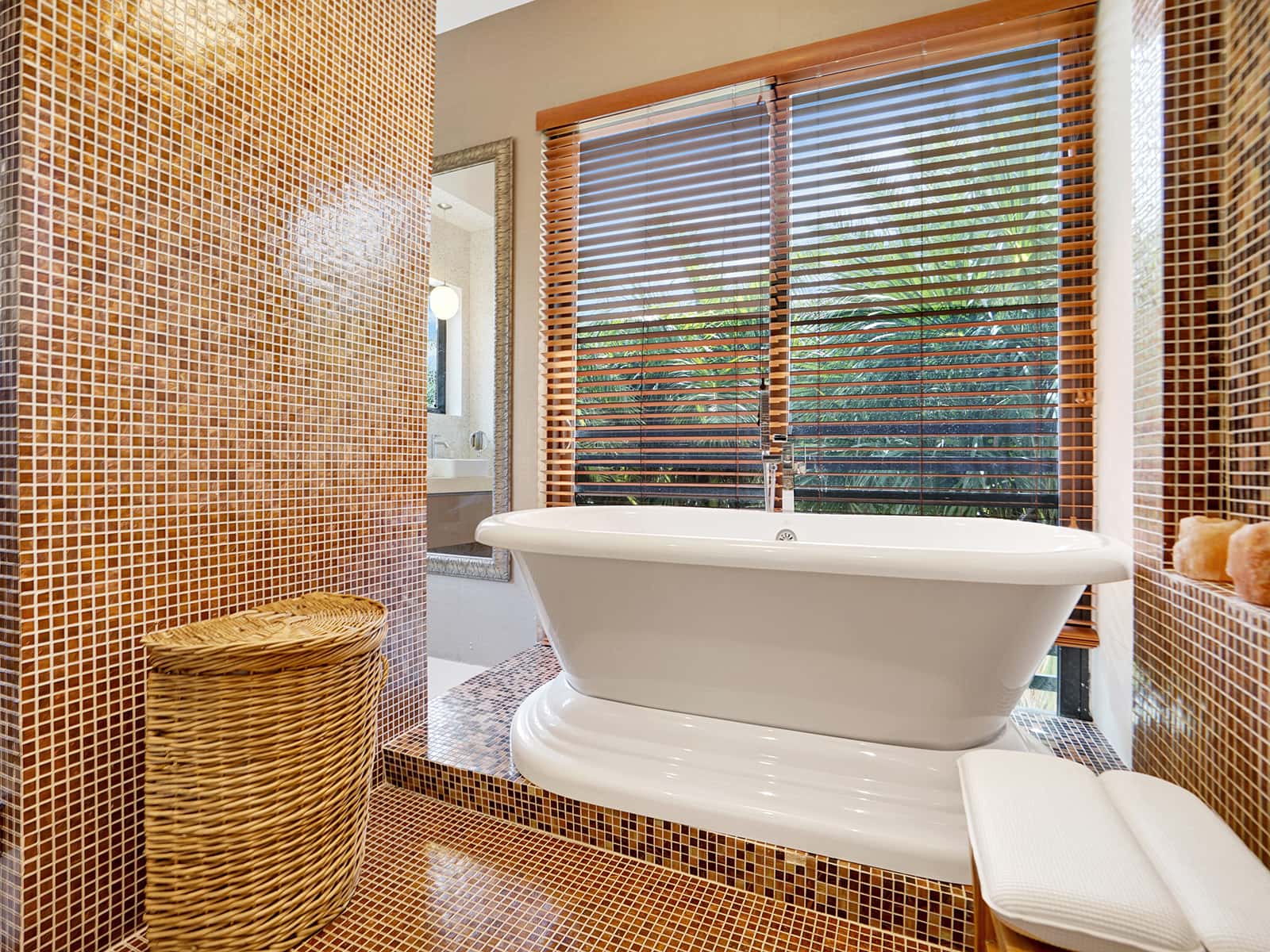 VILLA AMBER Rental in Miami thumbnail 11