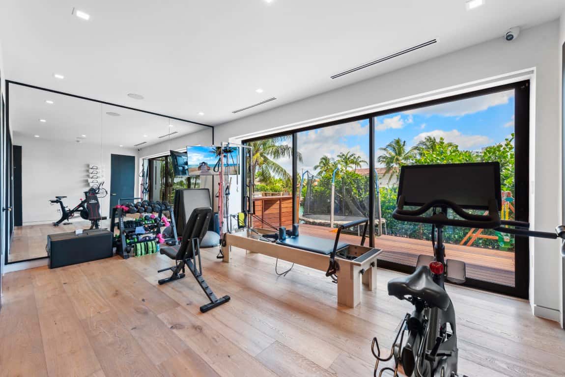 VILLA ARIA Rental in Miami thumbnail 10