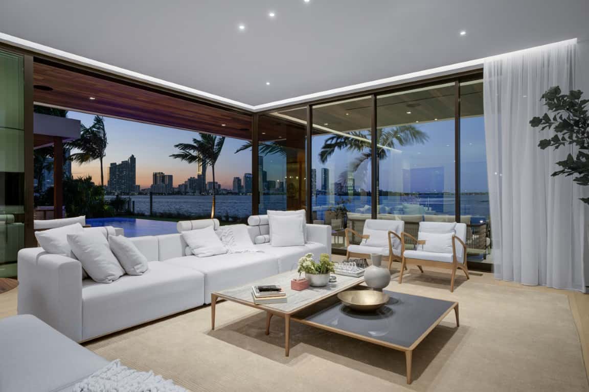 VILLA BELLE Rental in Miami thumbnail 4