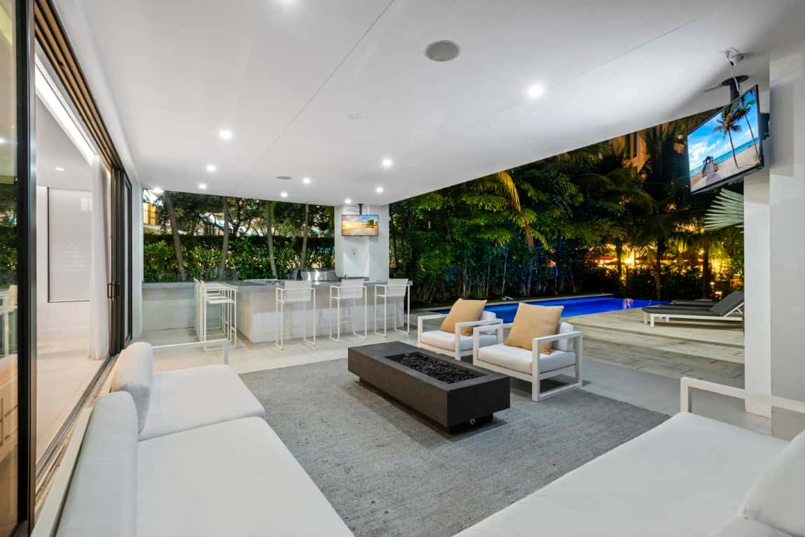 VILLA CELINE Rental in Miami thumbnail 14