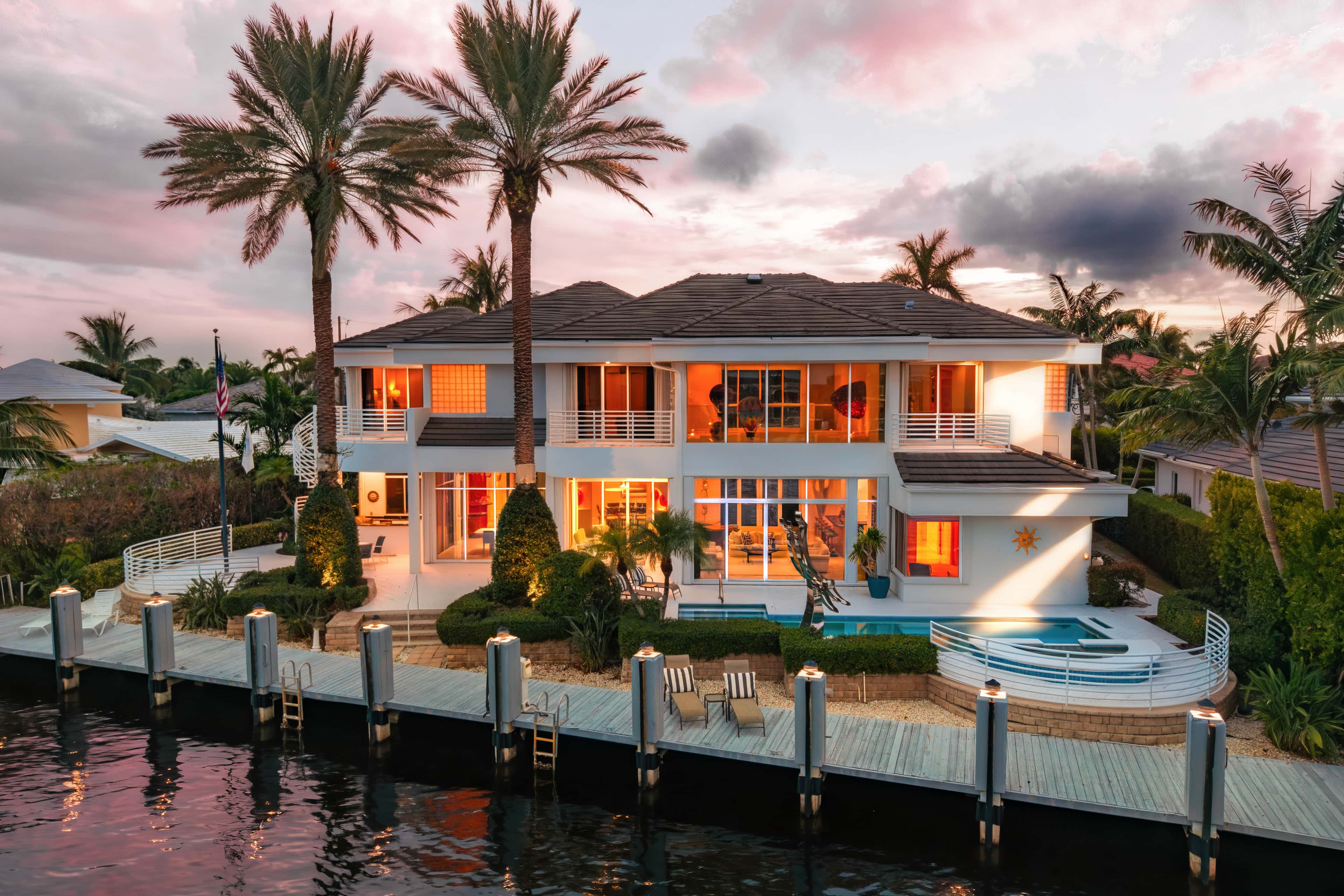 VILLA FAROS Rental in Miami thumbnail 1