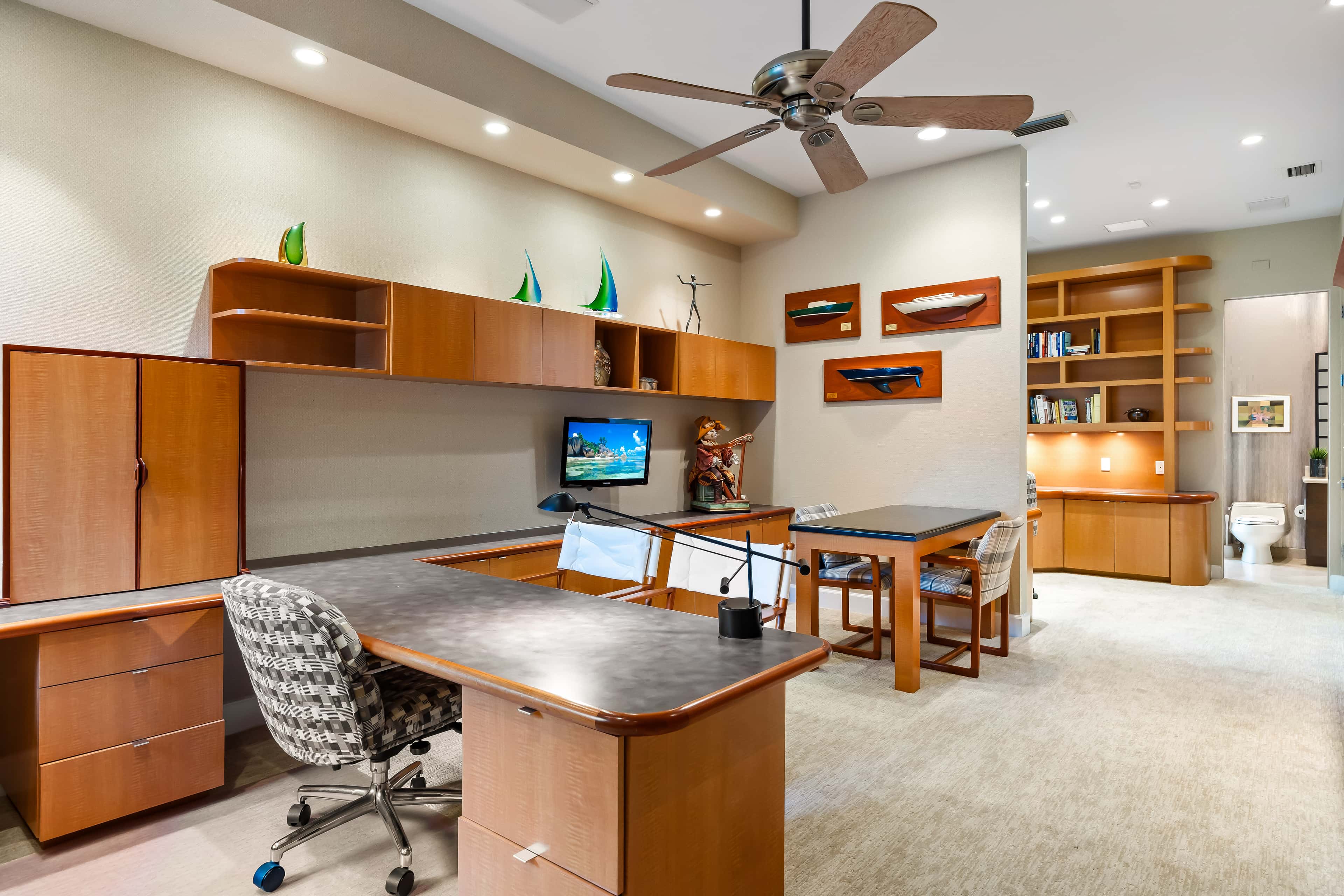 VILLA FAROS Rental in Miami thumbnail 5