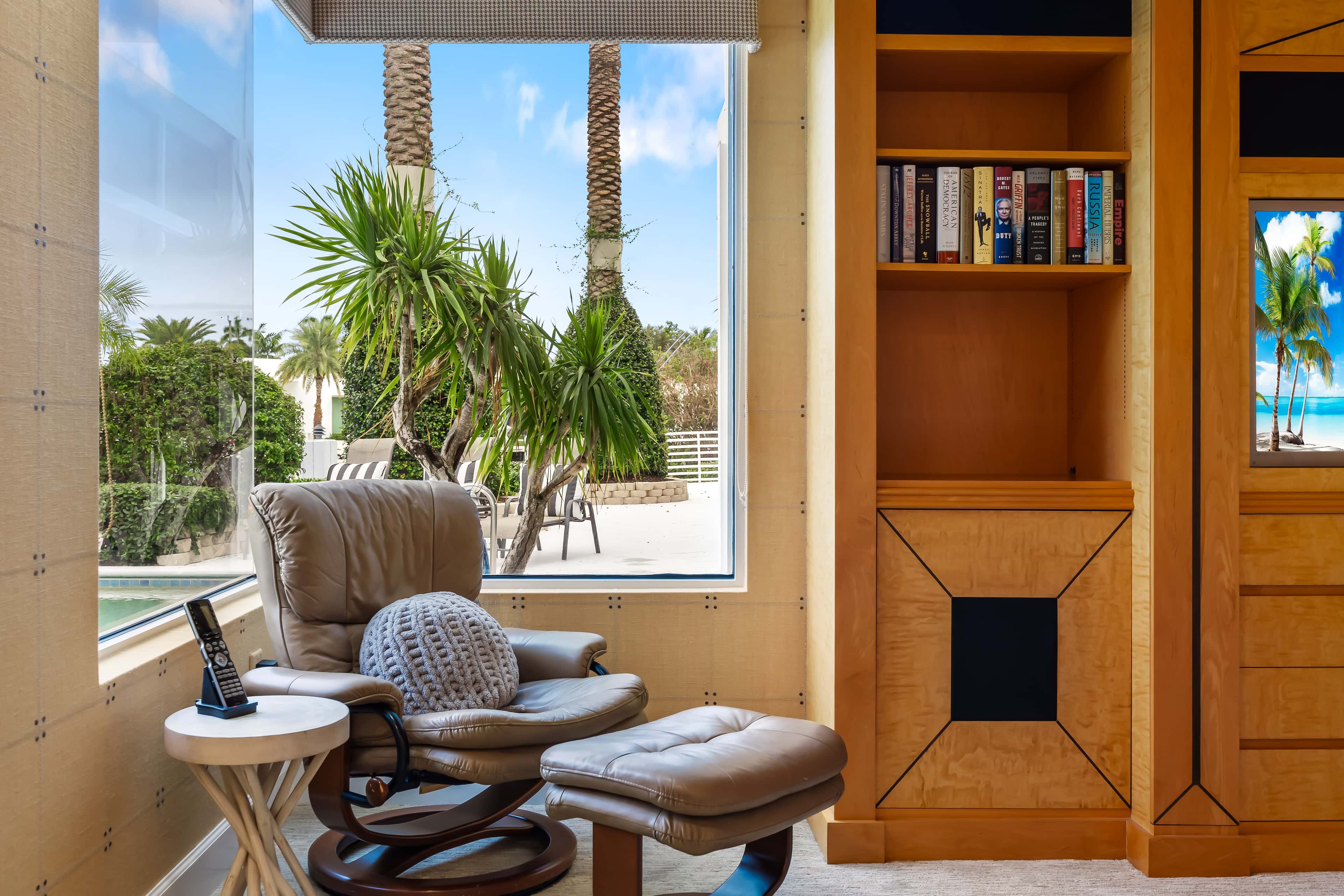 VILLA FAROS Rental in Miami thumbnail 6