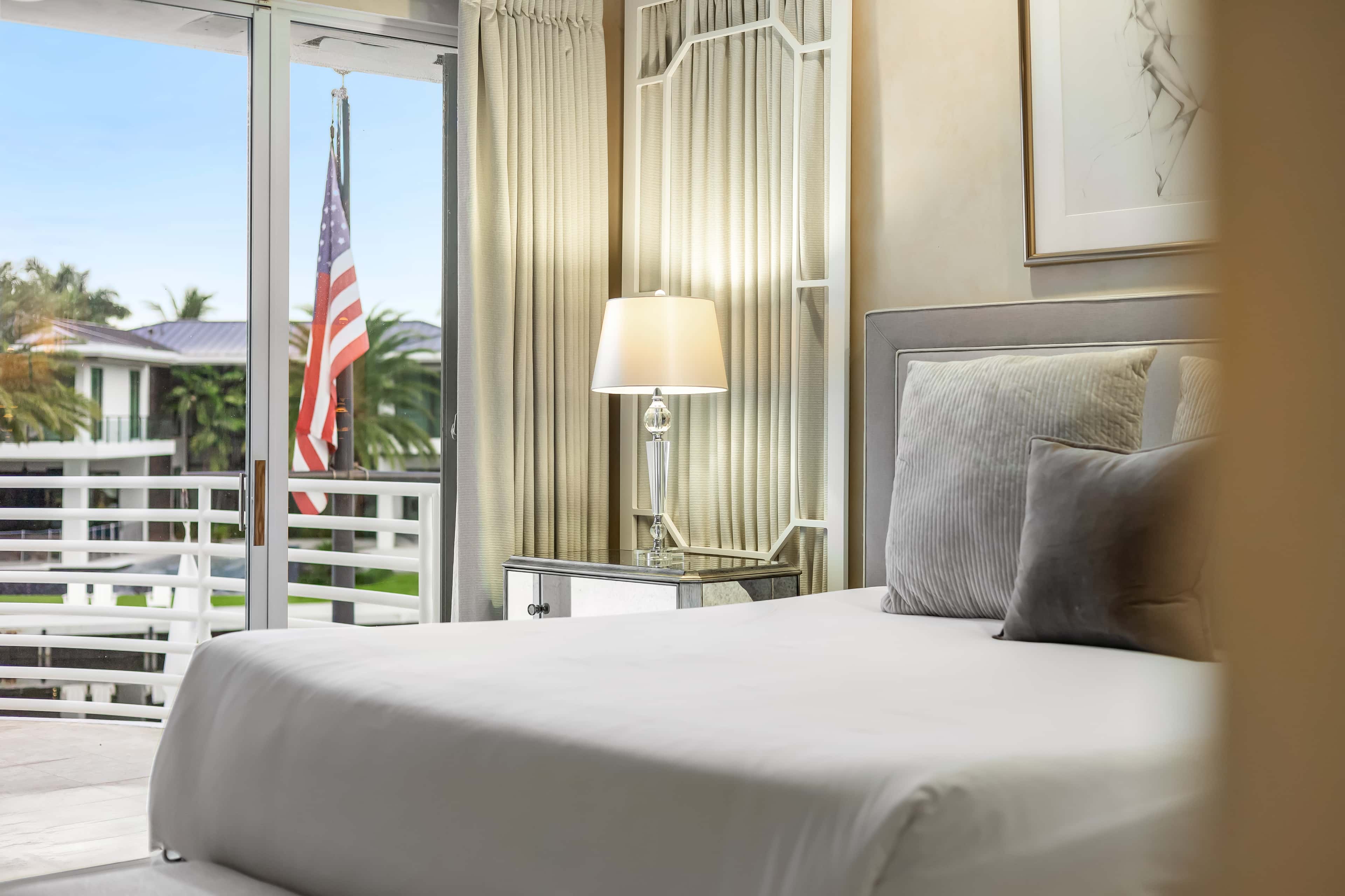 VILLA FAROS Rental in Miami thumbnail 7