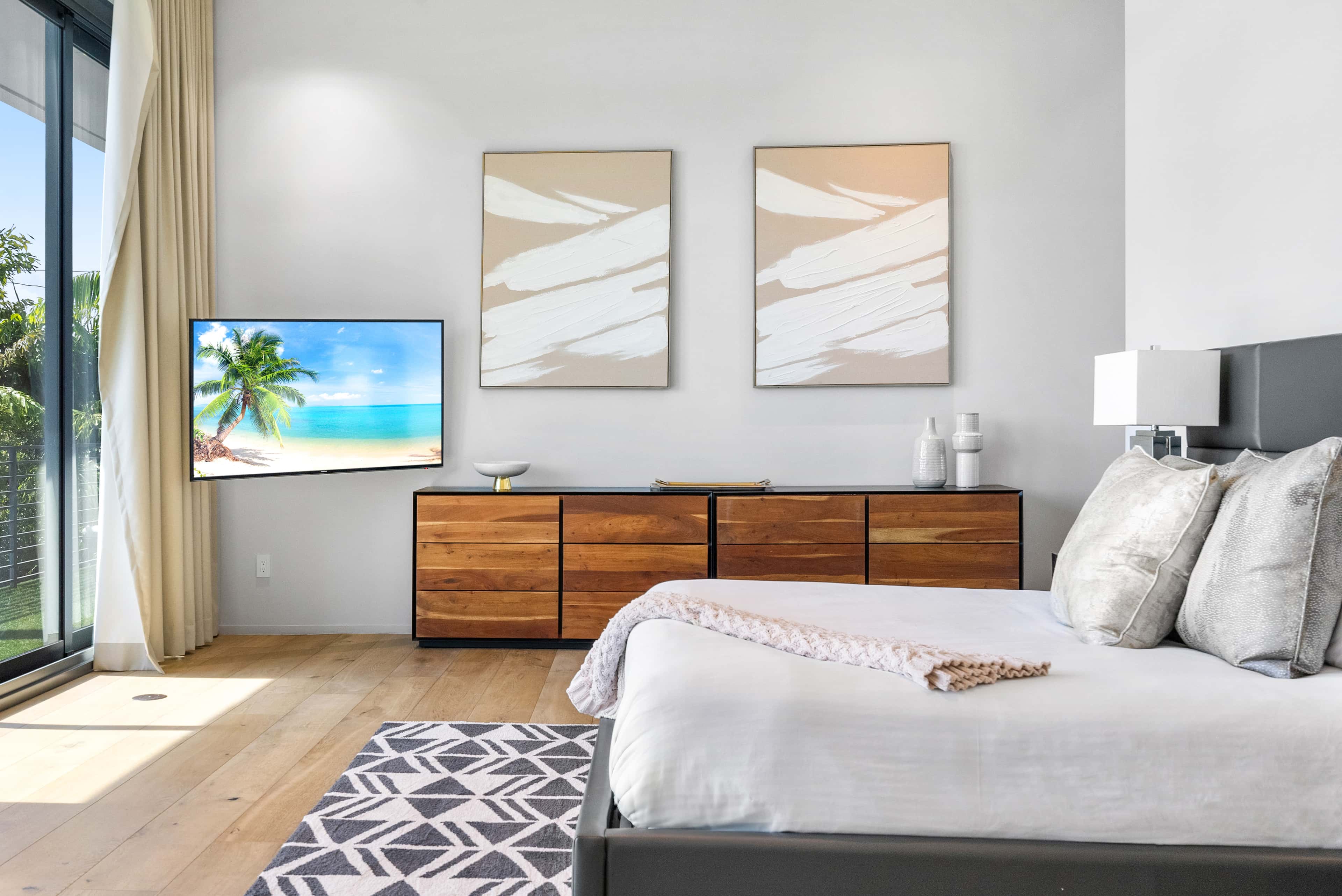 VILLA HAYDEN Rental in Miami thumbnail 11