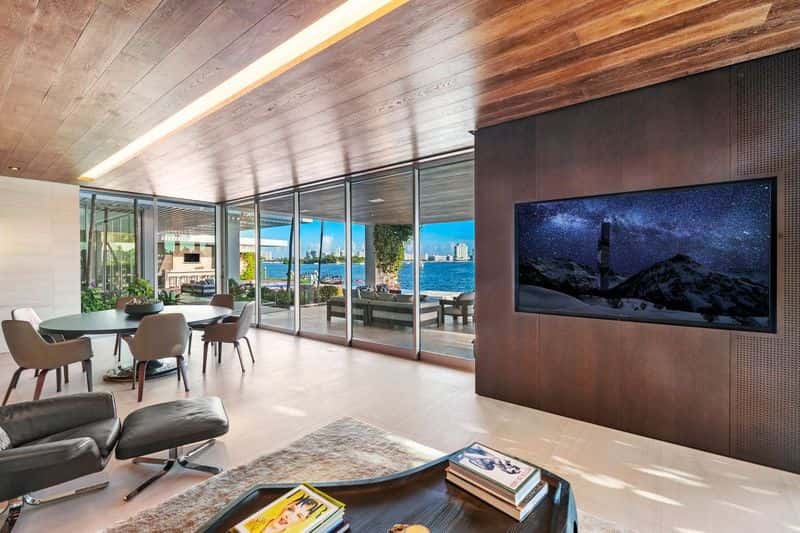 VILLA LUX Rental in Miami thumbnail 4