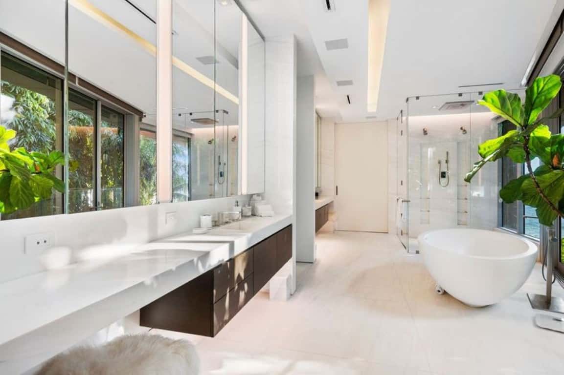 VILLA LUX Rental in Miami thumbnail 13