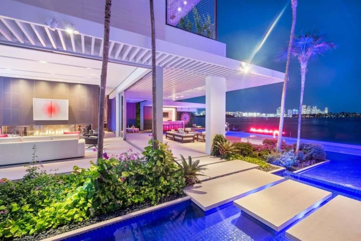 VILLA LUX Rental in Miami thumbnail 14