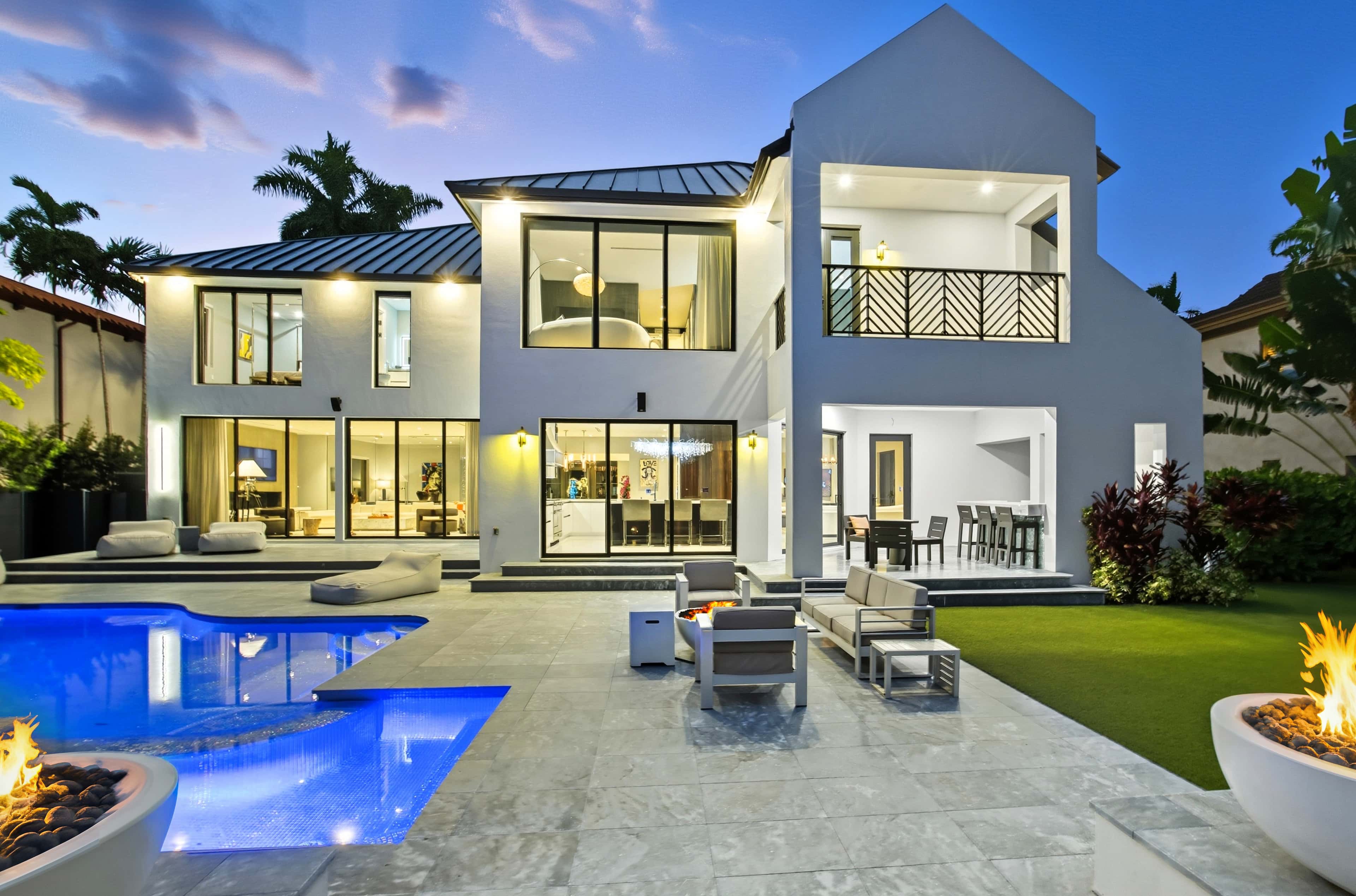 SAN MARCO BLEU Rental in Miami thumbnail 1