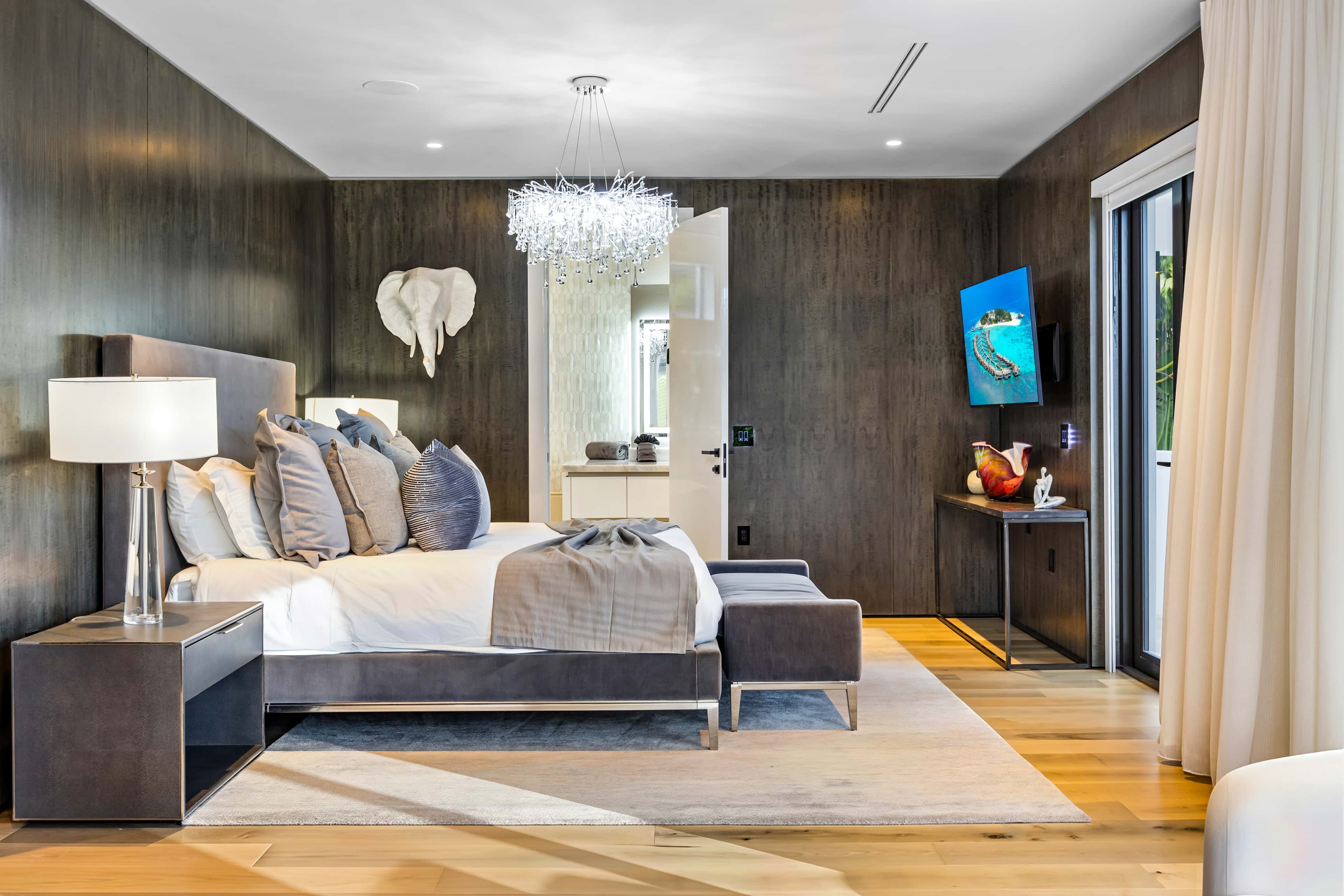 SAN MARCO BLEU Rental in Miami thumbnail 14