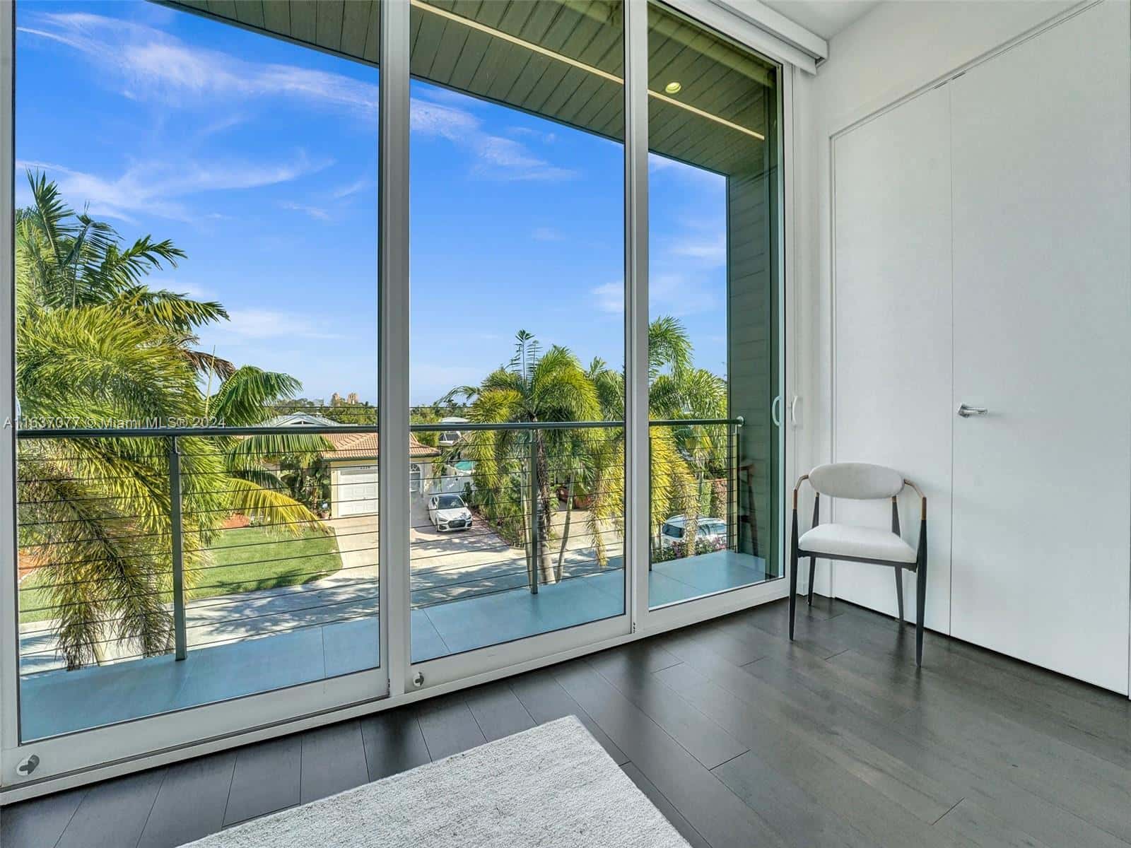 VILLA WREN Rental in Miami thumbnail 13