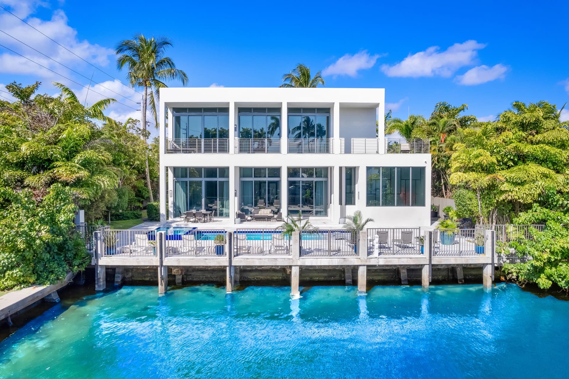 Miami's Best Waterfront Villas for 2026