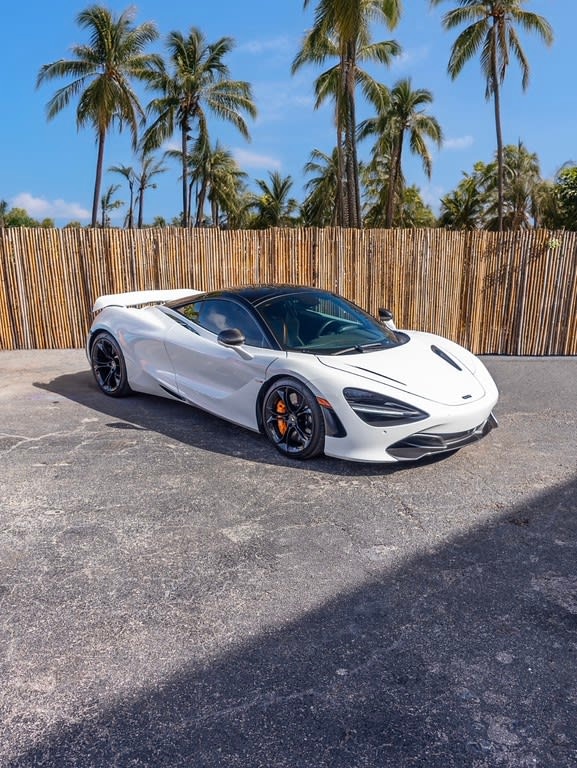 McLaren 720s Rental in Miami - Image 1