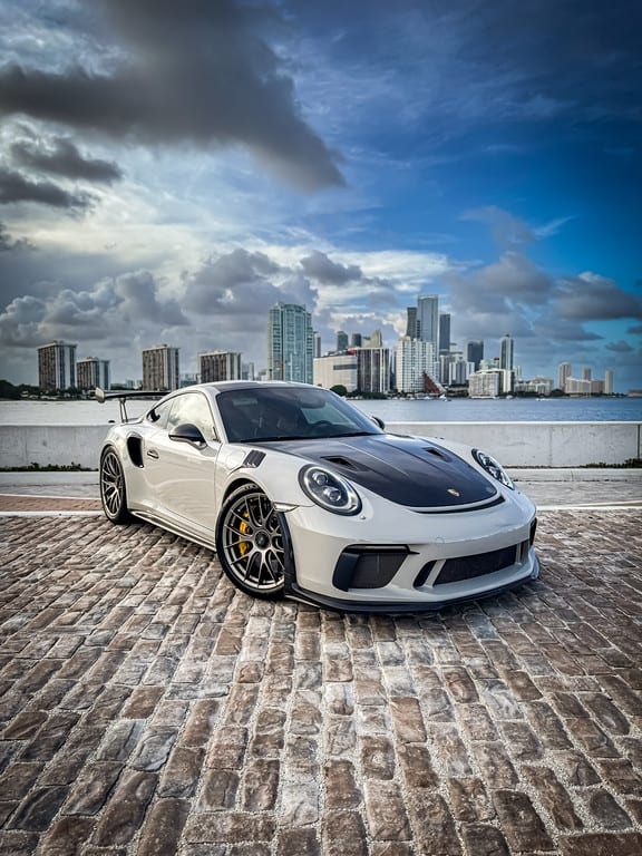 Porsche 911 GT3 RS Rental in Miami - Image 1