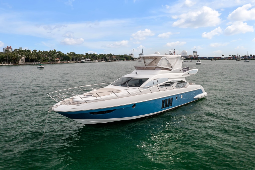 Azimut Deon 64' Rental in Miami - Image 1